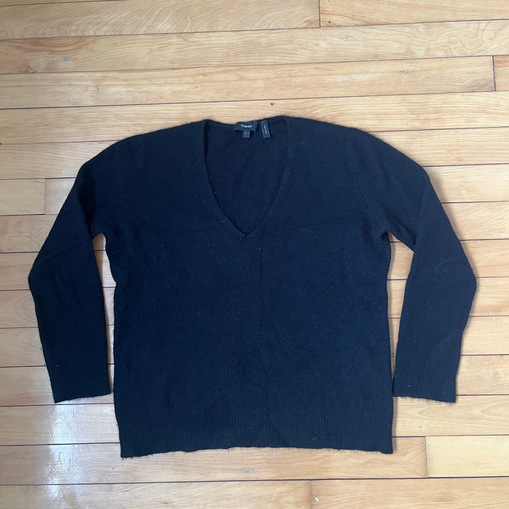 Theory Adrianna RL Feather Cashmere V-Neck Sweater Black Large